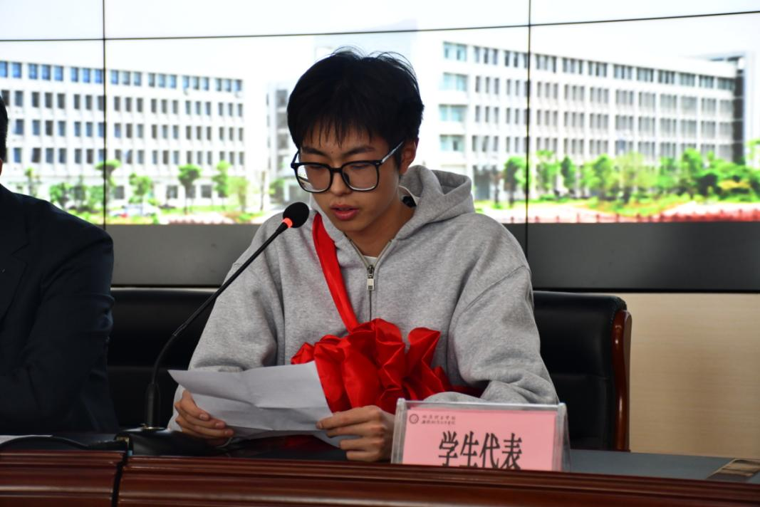 图片12.png