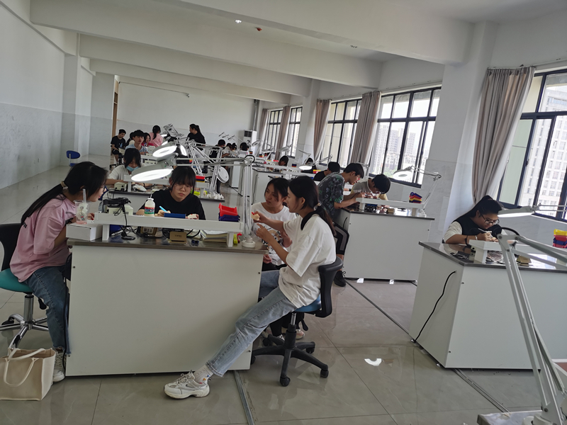 微信图片_20220613125257_副本.jpg
