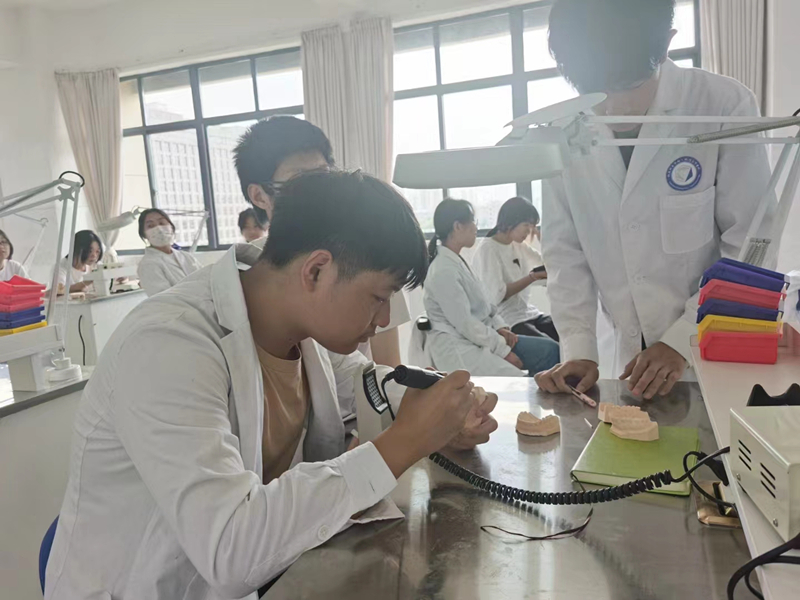 微信图片_20220613125245_副本.jpg